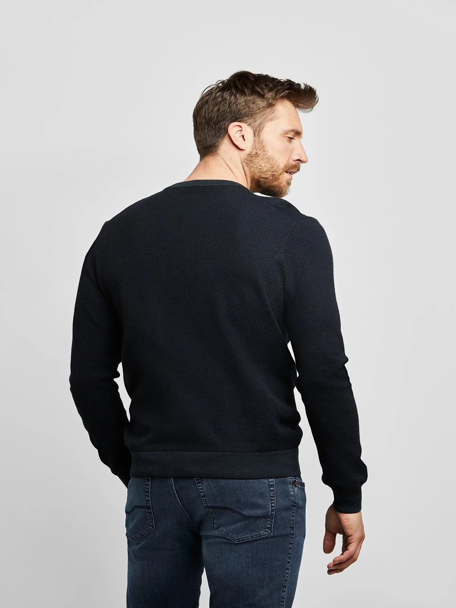 7400- Knitwear Crew Neck