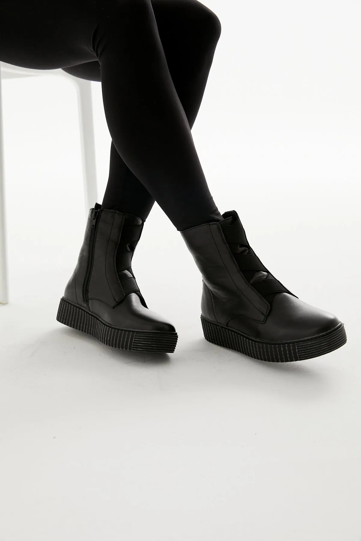 Alfie & Evie - Date Boot - Black