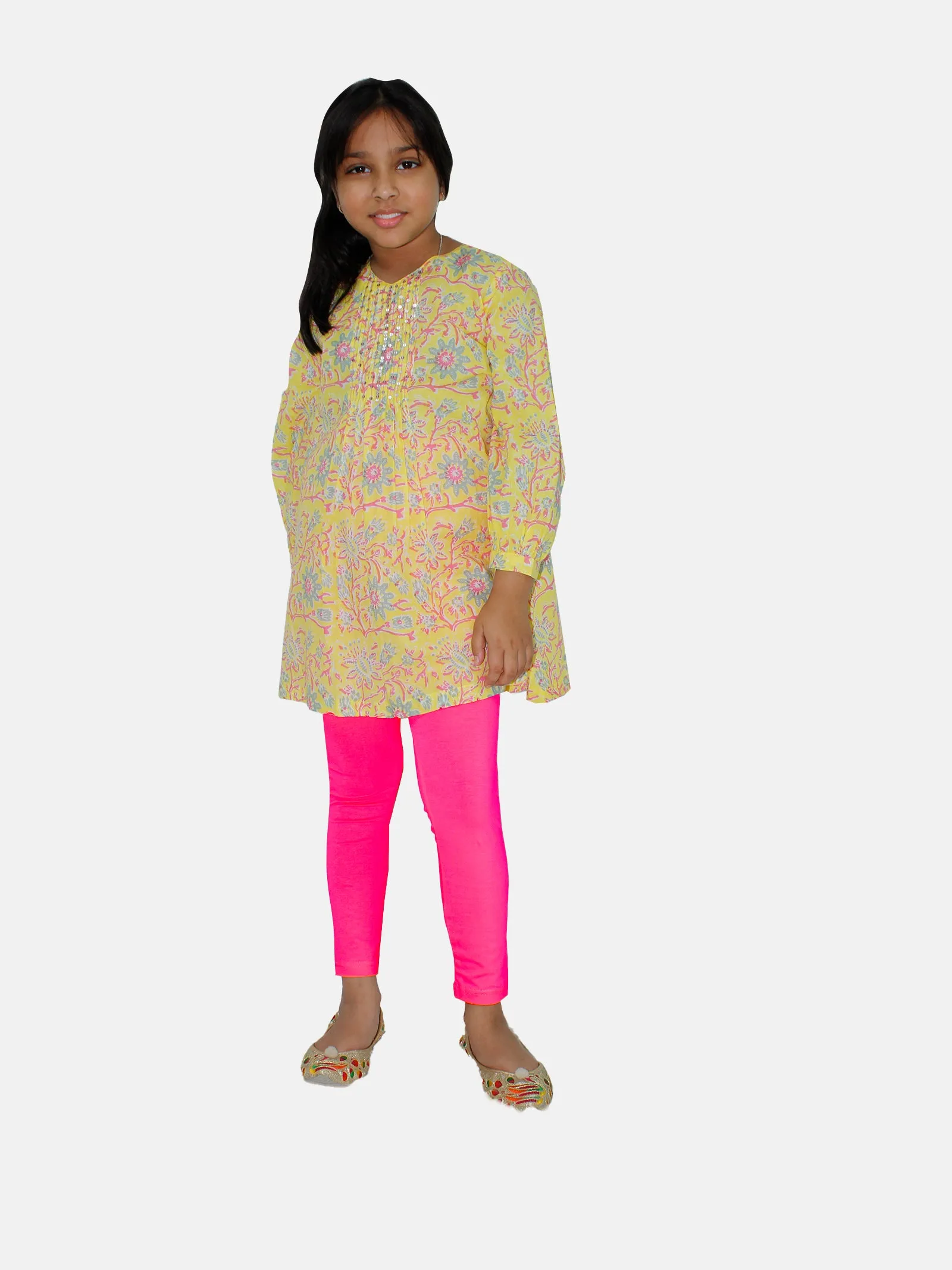 Girls Ethnic Embroidered Kurta & Solid Legging Set